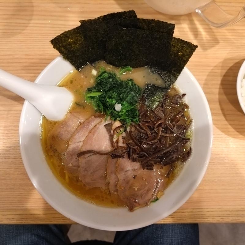 チャーシュー麺　キクラゲ(ラーメンモンタナ 秋葉原店)