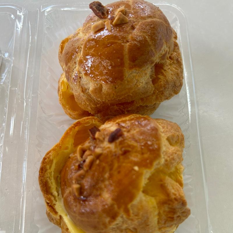 平飼い卵のシュークリーム(菓歩菓歩 （Bio Sweet's capocapo ）)