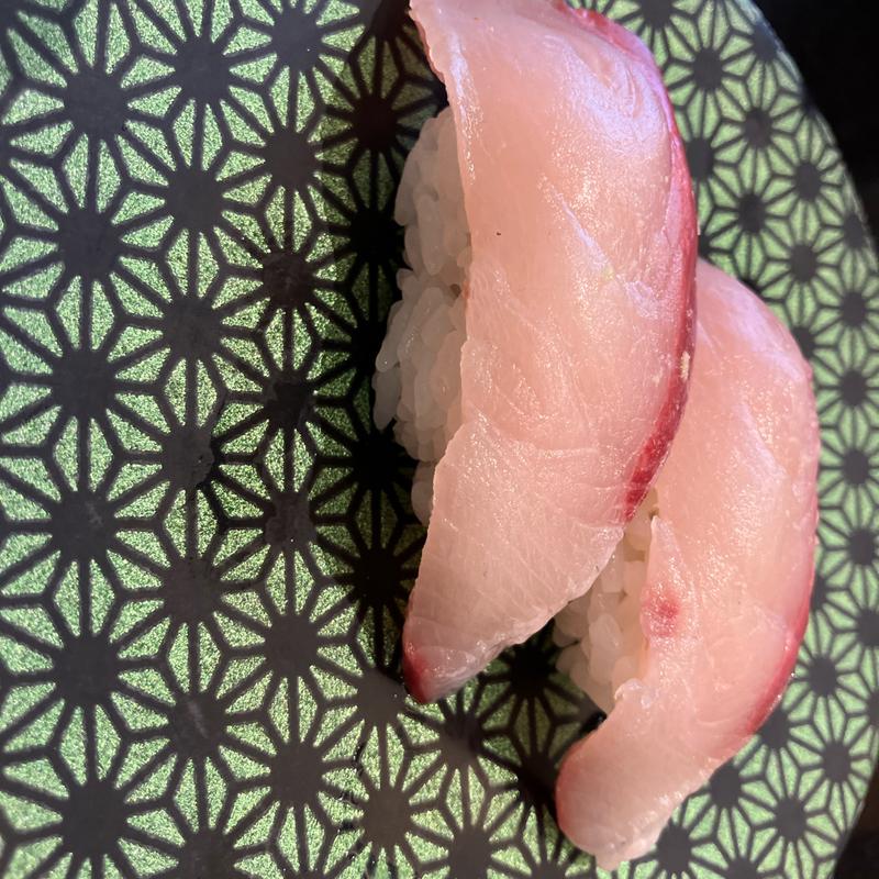 はまち(にぎり長次郎 日進竹の山店)