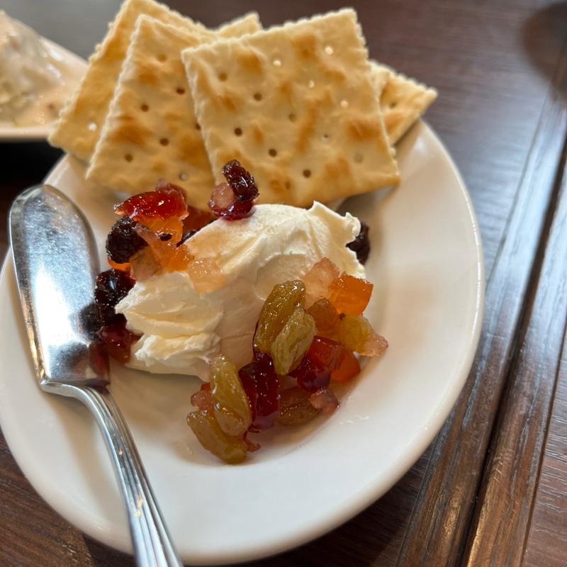 北海道クリームチーズとドライフルーツ(キリンシティプラス 有明ガーデン)