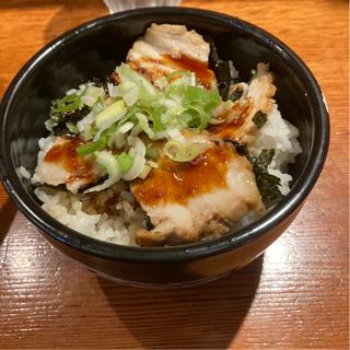 炙り焼豚丼(横浜家系ラーメン 檜家 町屋店)