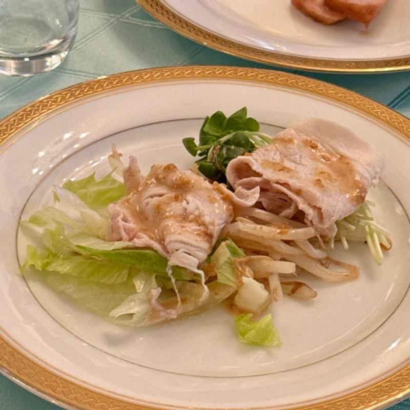 三河豚の豚しゃぶ(名鉄グランドホテル)