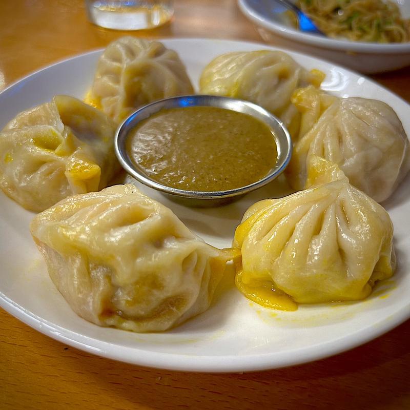 モモ(アイエヌ キチン アユミ（I-N kitchen Aayumi）)