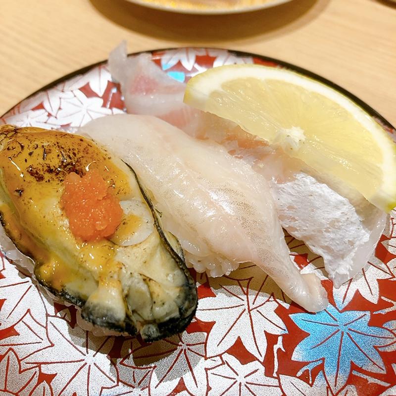 広島名物三貫盛り(すし辰 ekie店)