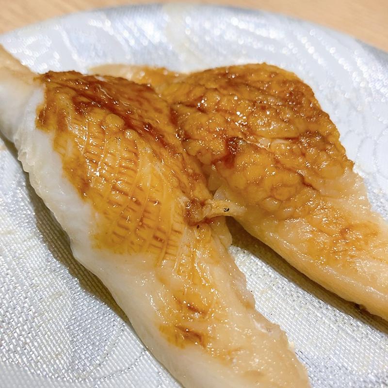 煮穴子(すし辰 ekie店)