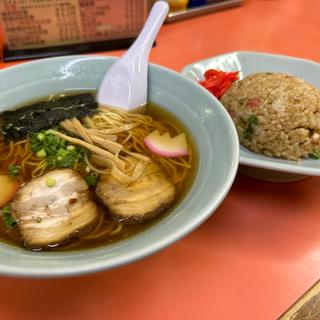 半チャーハンラーメン(ふじいち飯店 （フジイチハンテン）)