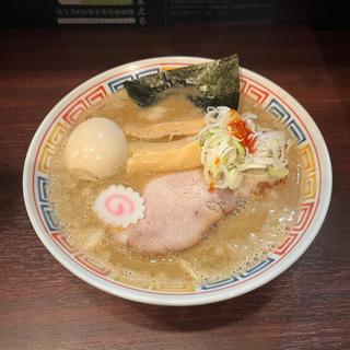 豚骨煮干し中華そば（限定）(麺乃はる)