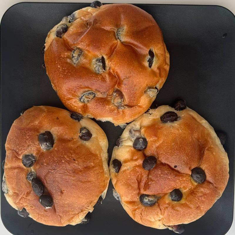 京丹波産 黒豆パン(道の駅 京丹波 味夢の里)