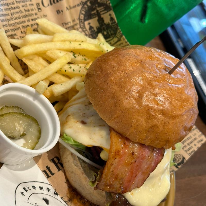 甲州牛ベーコンチーズバーガー(小麦 と 甲州牛 研究所 PANTOBURG（パントバーグ）)