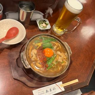 牛持つ煮込みうどん(きしめんあまの)