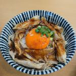 月見鶏ほぐし飯 黒味噌仕立て