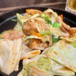 国産豚もつスタミナ鉄板焼き(居酒屋一休 久米川店)