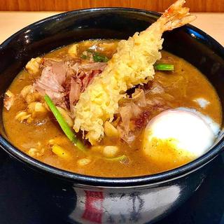 オリーブ豚のカレーうどん 温玉 えび天(本格手打もり家 東京店)