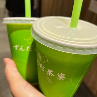 ずんだシェイク(ずんだ茶寮 仙台駅ずんだ小径店)