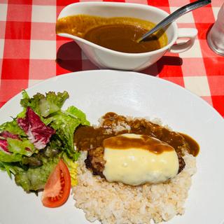 ハンバーグカレー(モンタンベール)