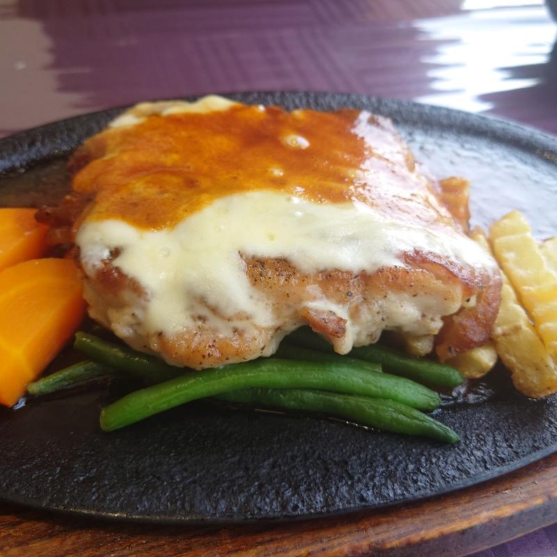 チーズチキンソテー(レストラン野口 )