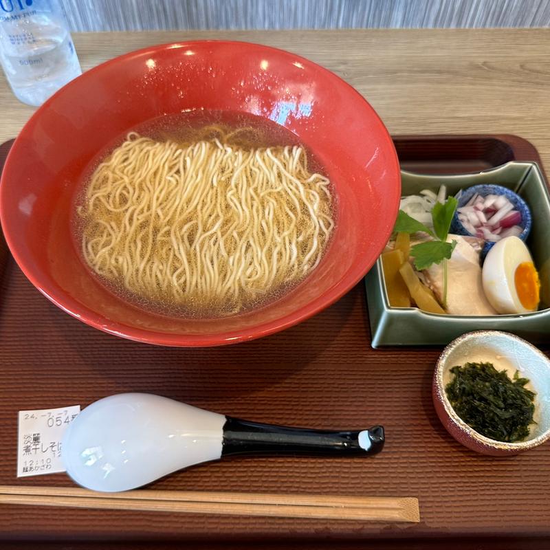 淡麗煮干しそば(麺あかざわ)