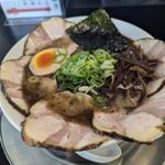 熊本らぁめん（ローストチャーシュートッピング）(まる伝らぁめん )