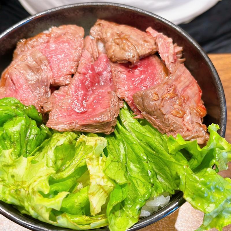 ハラミステーキ丼　ご飯大(焼肉やまだ 門真店)