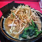 からネギラーメン(家系ラーメン王道家直伝 青森野呂家)