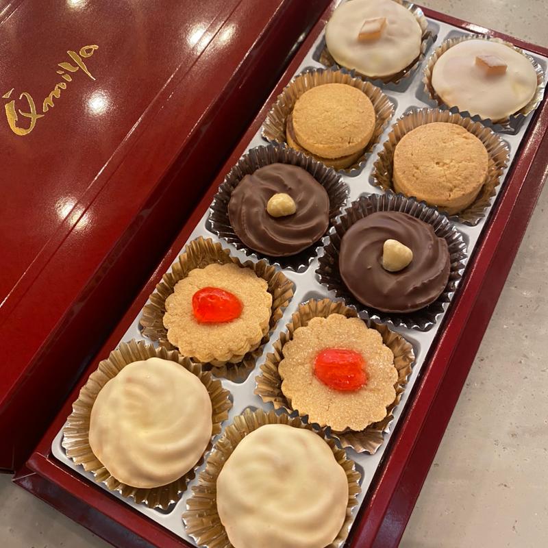 ドライケーキ(近江屋洋菓子店 神田店 （オウミヤヨウガシテン）)