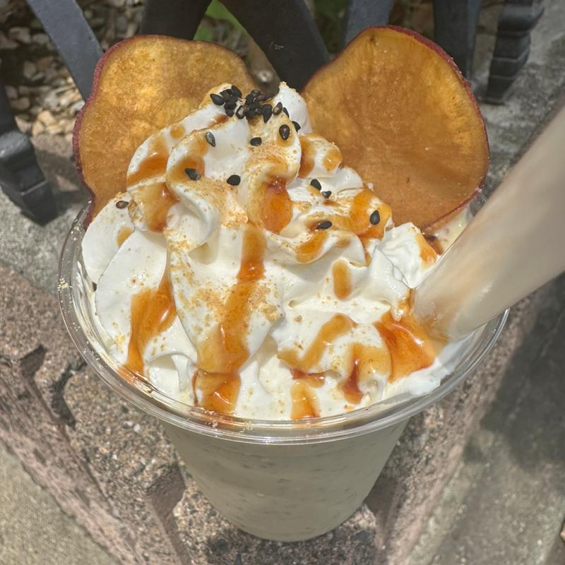 焼き芋シェイク(川崎大師 つぼ焼き芋甘い和)