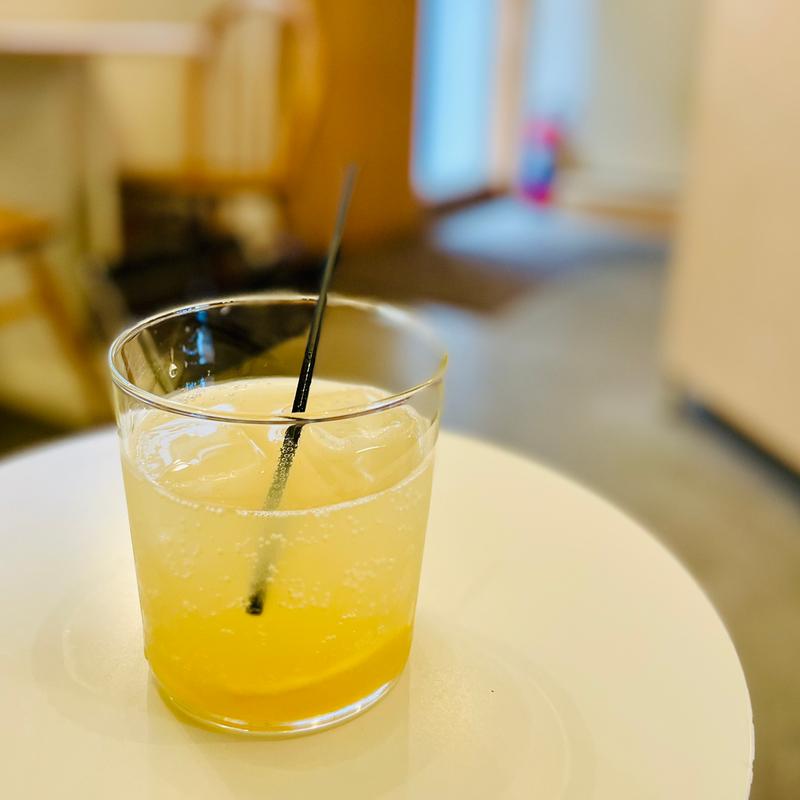 レモネードソーダ割り(パティスリー ビヤンネートル｜BIEN-ETRE PATISSERIE)