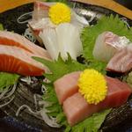 刺身盛り合わせ