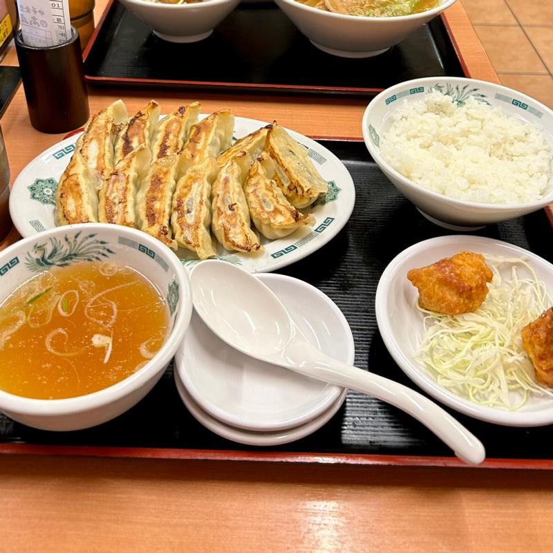 (日高屋 西武新宿前北店)