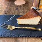 バスクチーズケーキ(森山珈琲 三宿焙煎所)