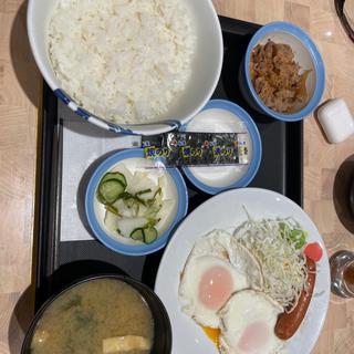 Wエッグ牛皿付き定食(松屋 東五反田店 )