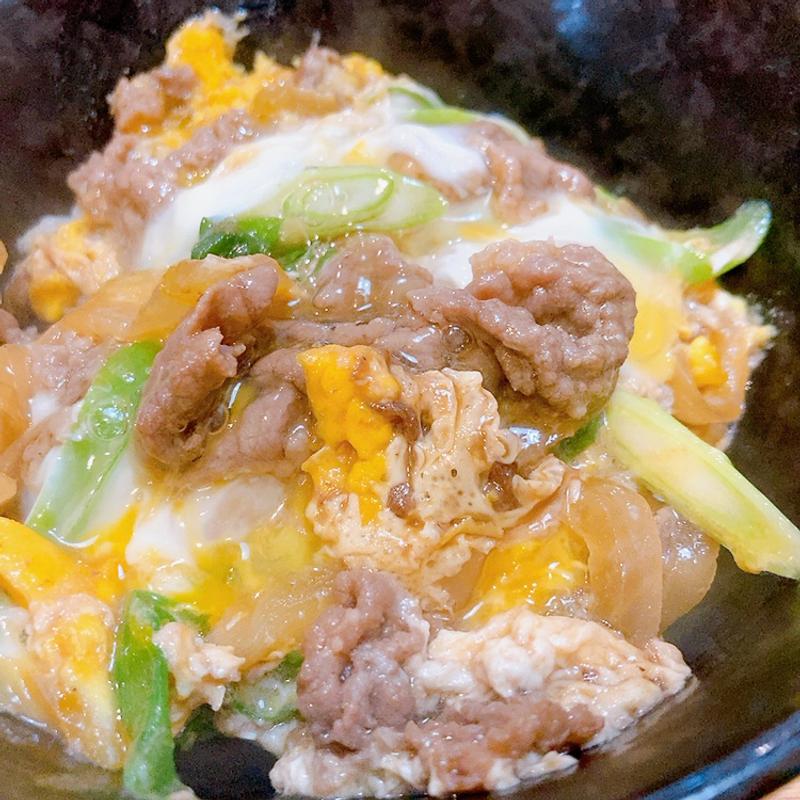 ミニ牛丼（ミニうどん付き）(栄家)