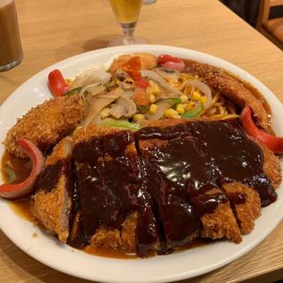 味噌カツあんかけスパ ジャンボ エビフライ バイキング(スパゲティハウス チャオ JR名古屋駅太閤通口店)