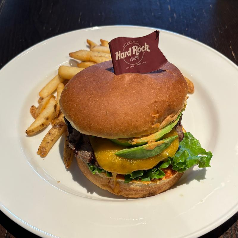 ランチバーガー(ハードロックカフェ 上野駅 （Hard Rock CAFE）)