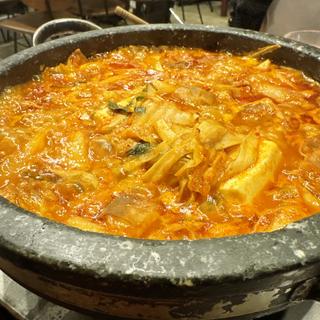 ホルモン鍋