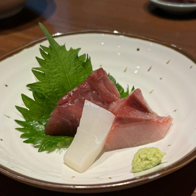 ちょい飲みセットの刺身盛り合わせ(嘉文 うまいもん通り広小路口店)