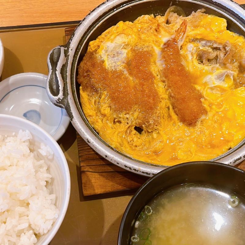 ミックスとじ定食(やよい軒 京都二条店)