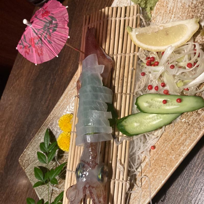 イカ活き造り(イカ活き造りと博多尽くし 個室居酒屋 うまかたい 博多筑紫口駅前店)