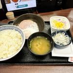 ハムエッグ納豆定食(吉野家 中目黒駅前店 )