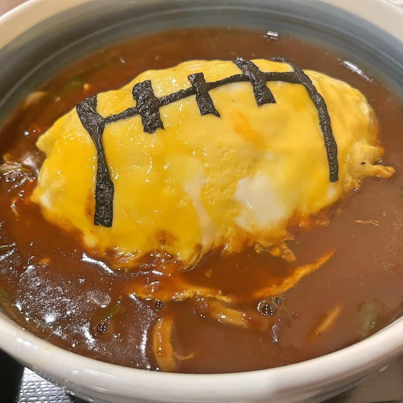 牛すじカレーうどんぶり(うどんな也)