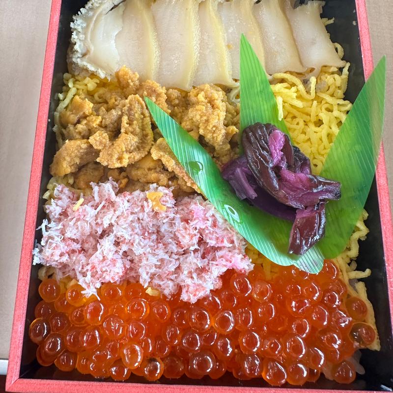 ウニあわび弁当(おおみ屋)