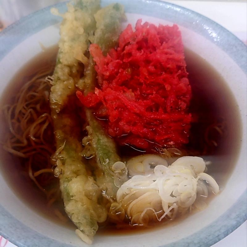 ジャンボインゲン天と紅生姜天そば(立喰そば 新角)