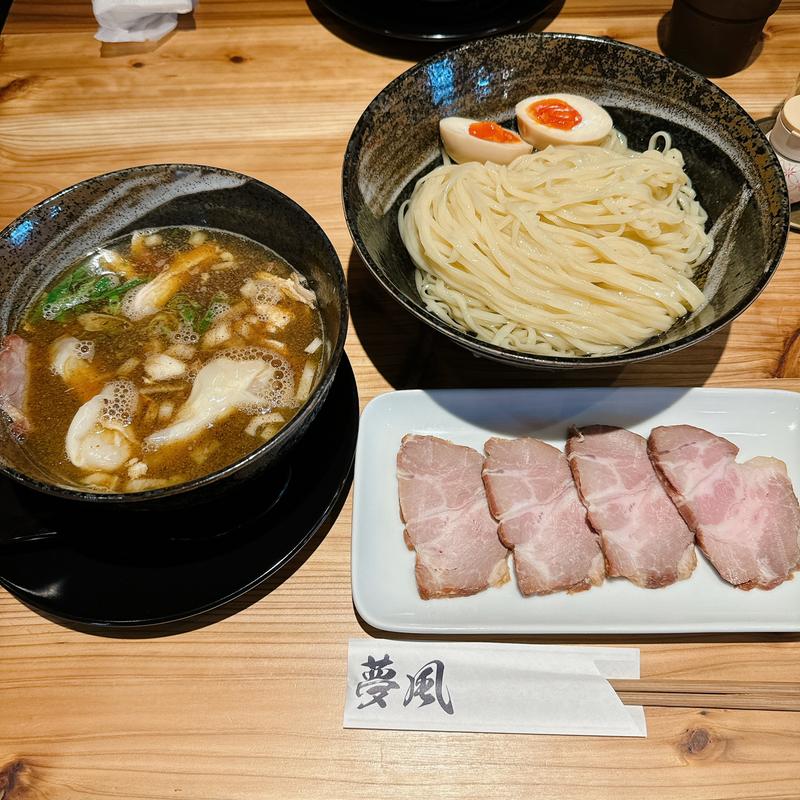 昆布水の木桶醤油つけ麺全部のせ(麺屋夢風)