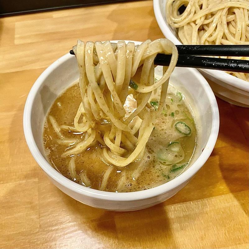 濃厚白湯つけ麺(醤油)麺大盛り(つけ麺 麺こん)