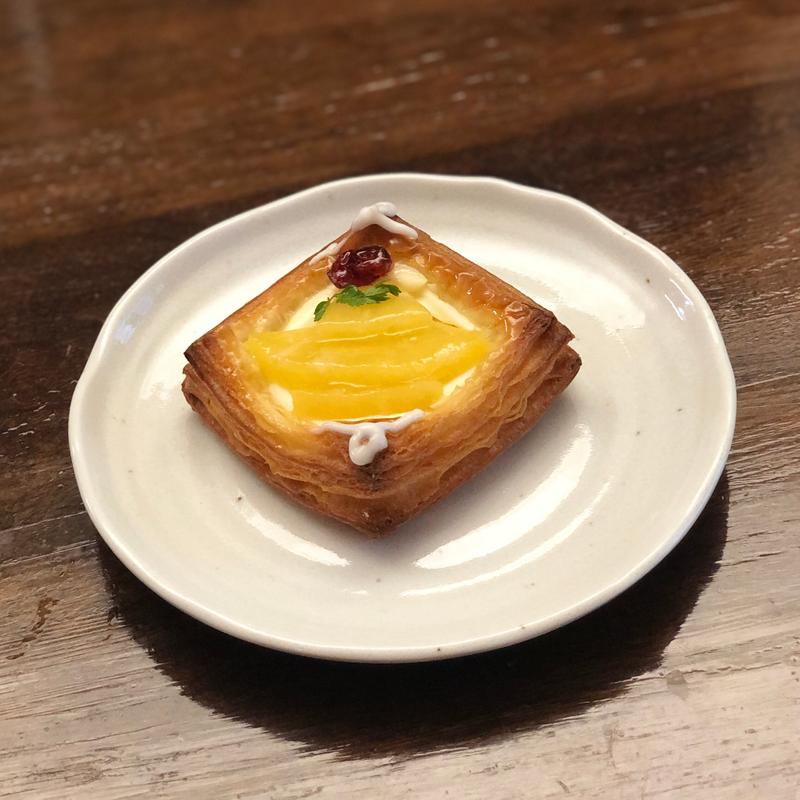 国産りんごと自家製カスタード(バルバロッソ)