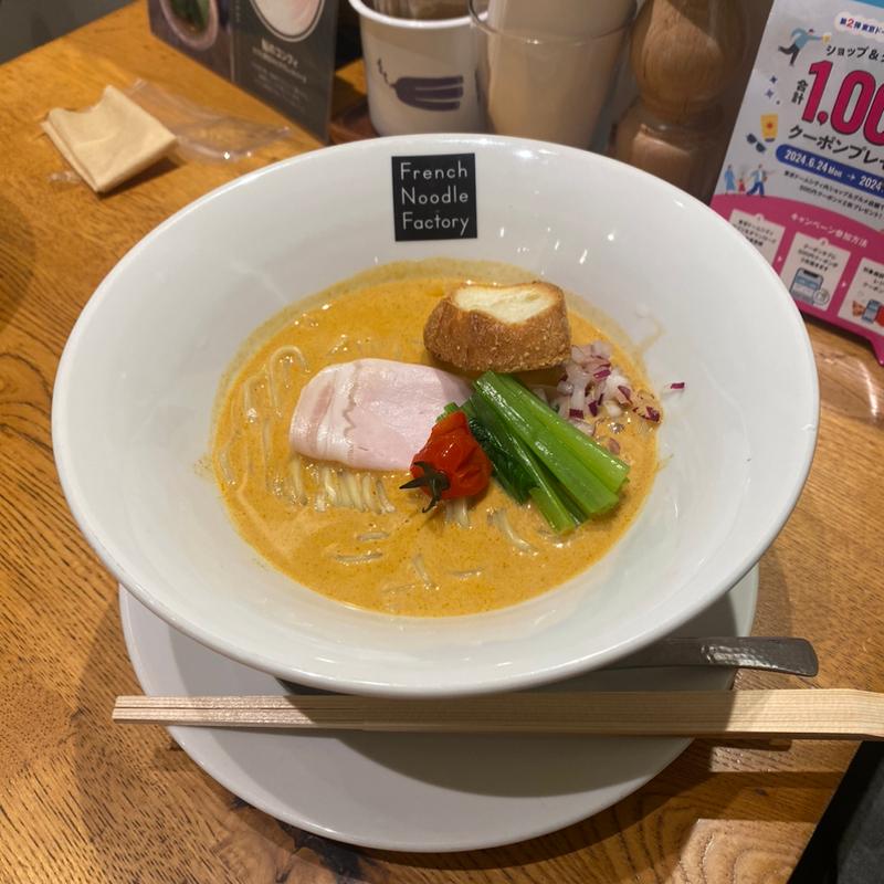 カルボナーラらーめん(フレンチヌードルファクトリー)