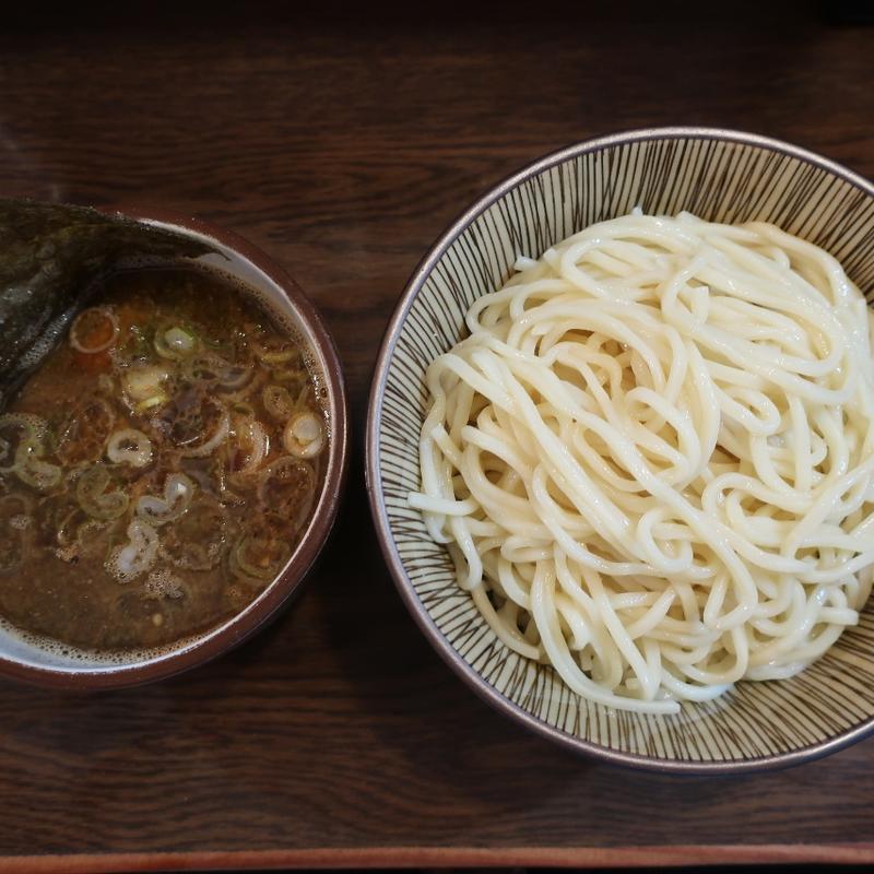 つけそば(麺舗 十六 （メンポジュウロク）)