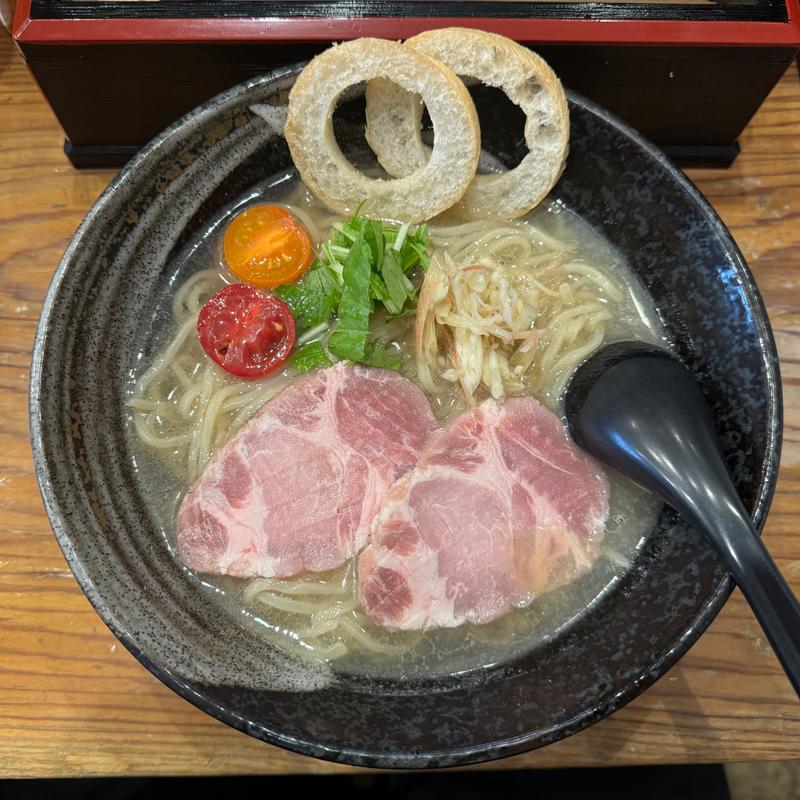 冷やし煮干し塩らーめん(らーめん専門 和海 （なごみ）)