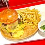 ダブルチーズバーガー(サンダーバーガー)