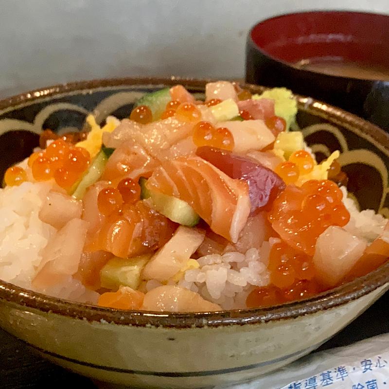 1日5食限定まかない海鮮丼(IZAKAYA 田jyu - 居酒屋 堺東)